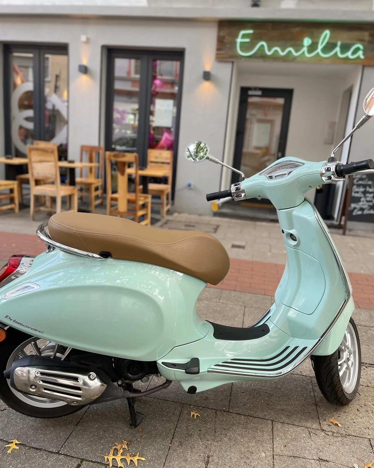 Gemütliches Café Emilia in Essen mit Kaffee und Frühstück.